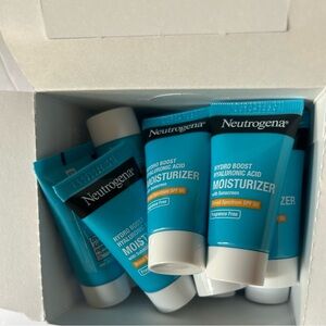 Neutrogena Hydro Boost Hyaluronic Acid Moisturizer with SPF 50